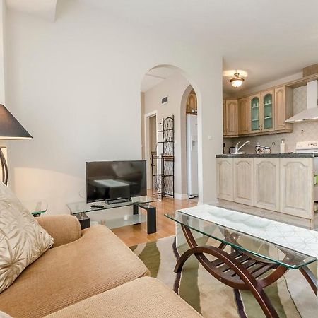 Apartment Canada Dream Vacation Srima Dış mekan fotoğraf
