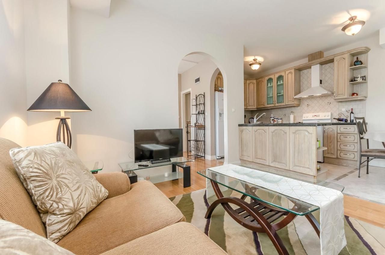 Apartment Canada Dream Vacation Srima Dış mekan fotoğraf