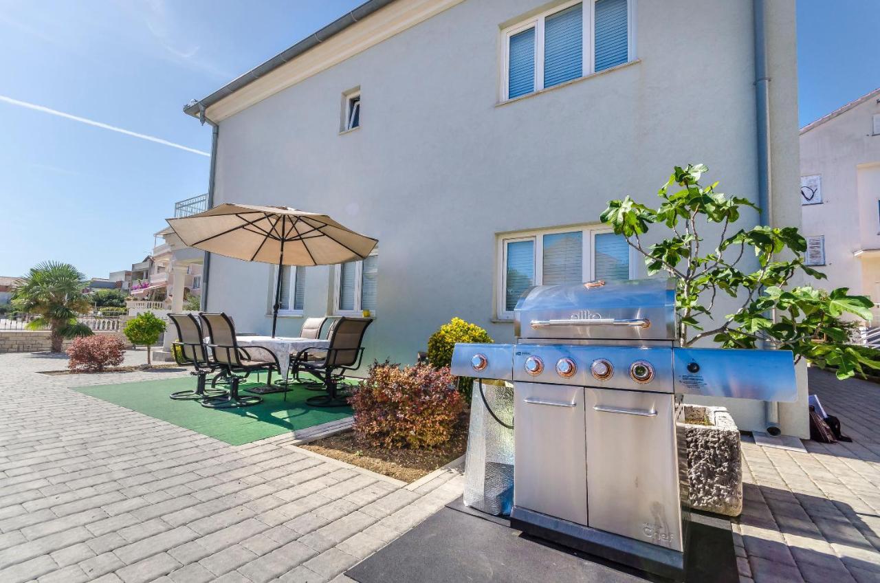 Apartment Canada Dream Vacation Srima Dış mekan fotoğraf