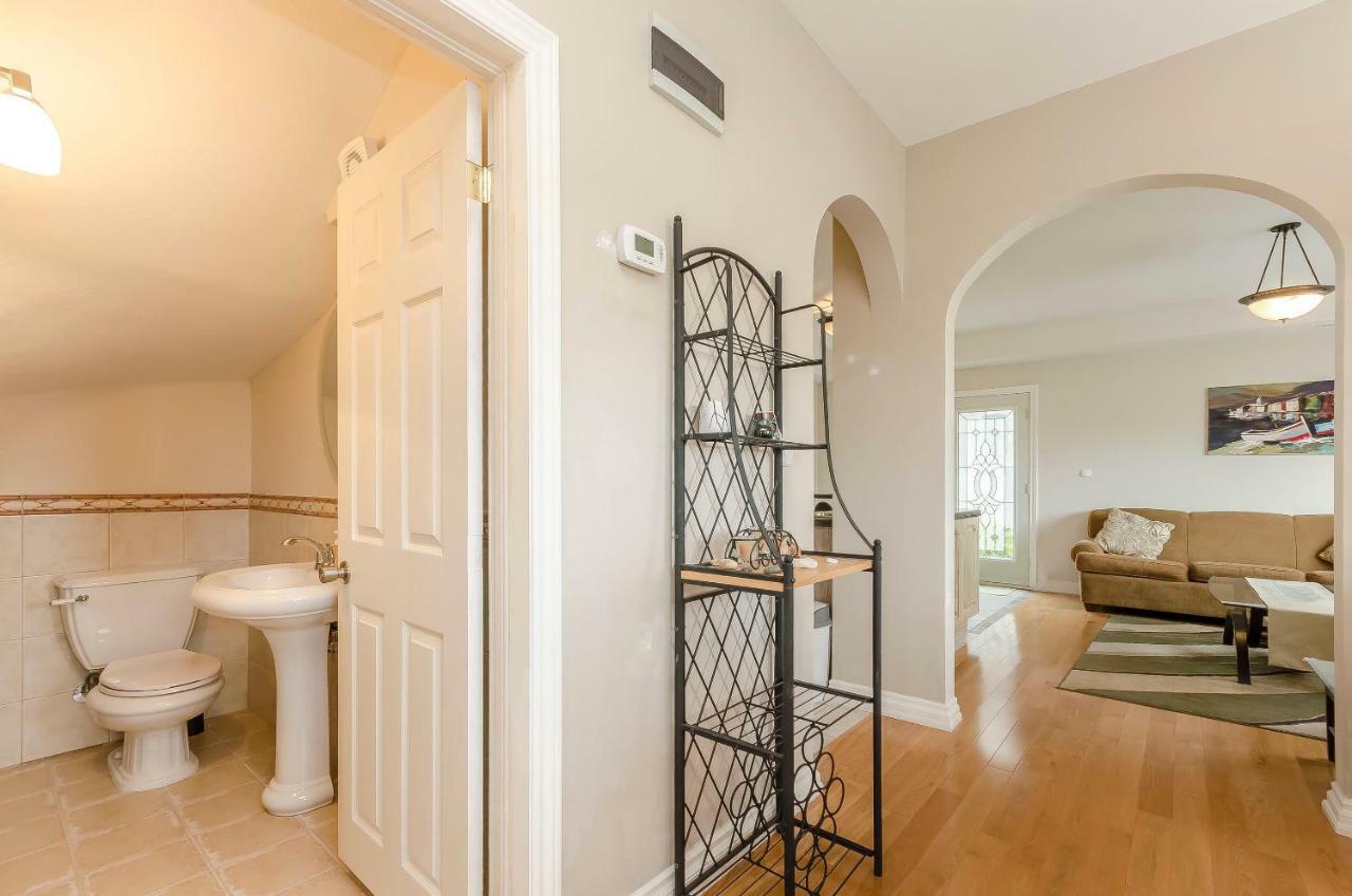 Apartment Canada Dream Vacation Srima Dış mekan fotoğraf